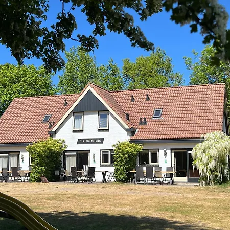 Koetshuis * De Koog (Texel)