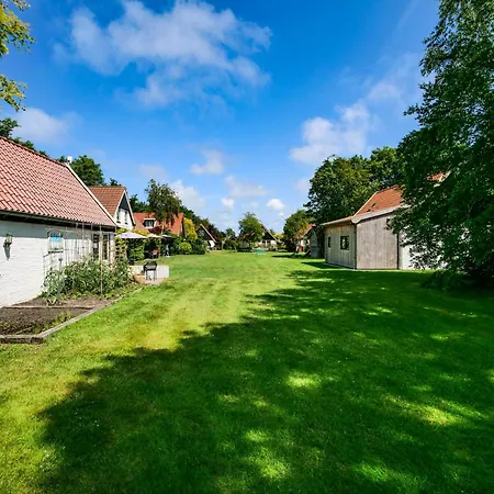Koetshuis *